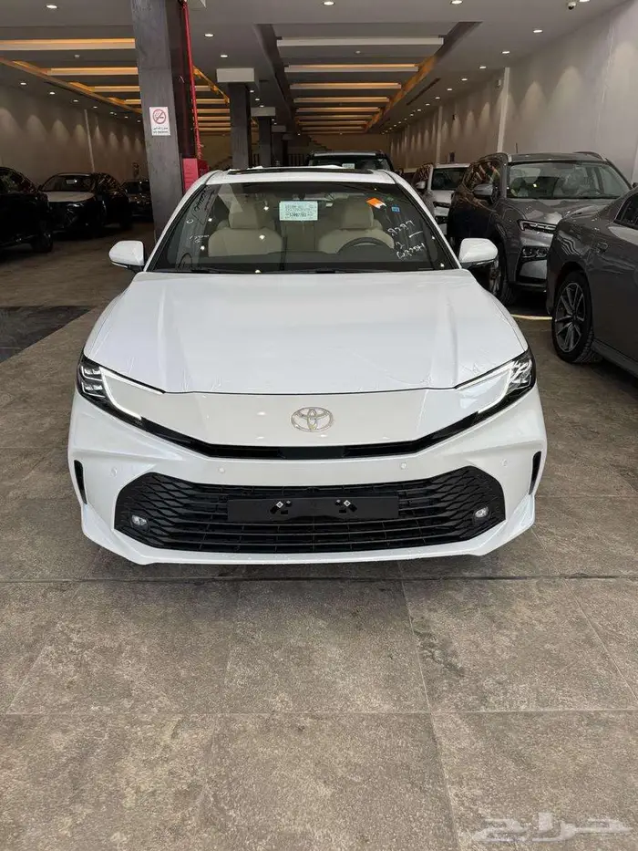 تويوتا كامرى LE 2025 0