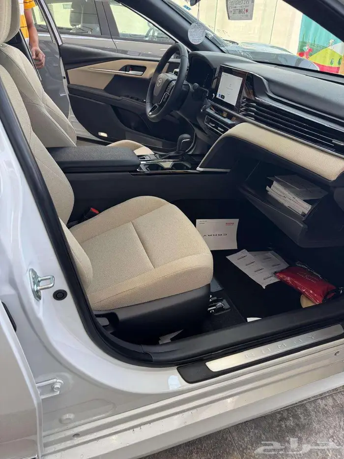 تويوتا كامرى LE 2025 5