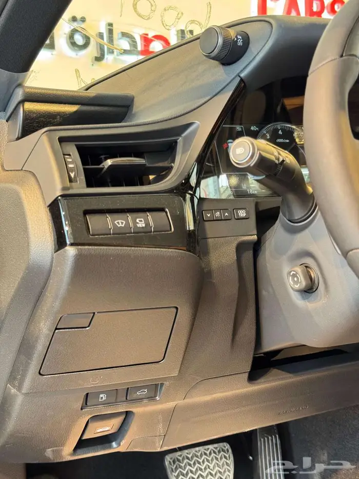 لكزس ES350 DD سعودى اعلى مواصفات 2025 كاش وتمويل بعروض 10