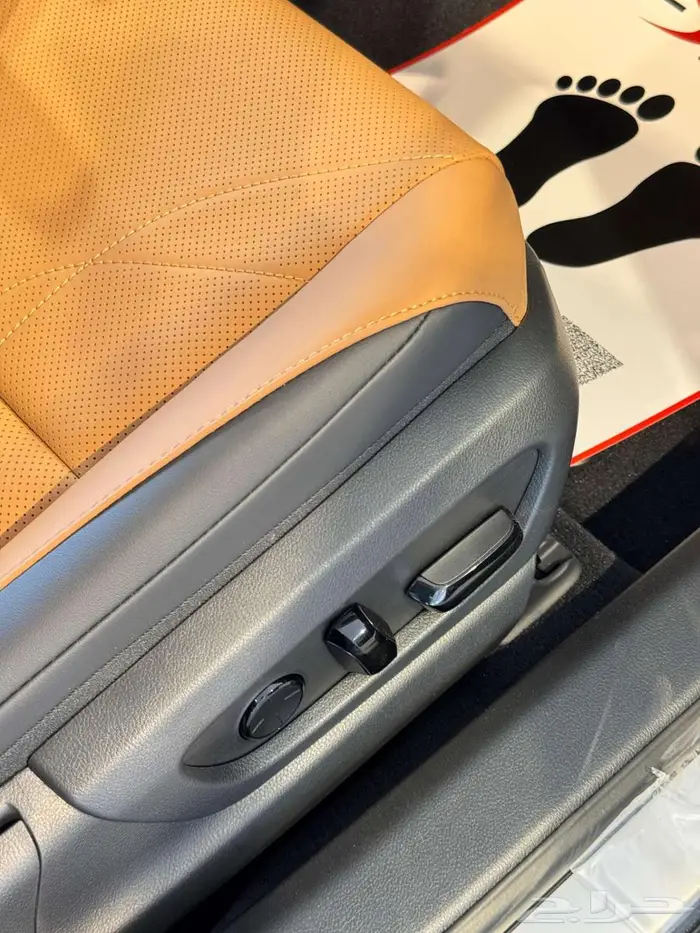 لكزس ES350 DD سعودى اعلى مواصفات 2025 كاش وتمويل بعروض 13