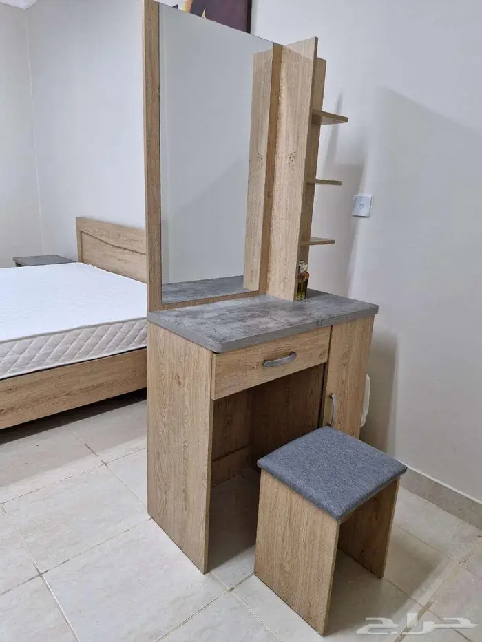 أثاث وأجهزة منزلية للبيع حالة ممتازة 30