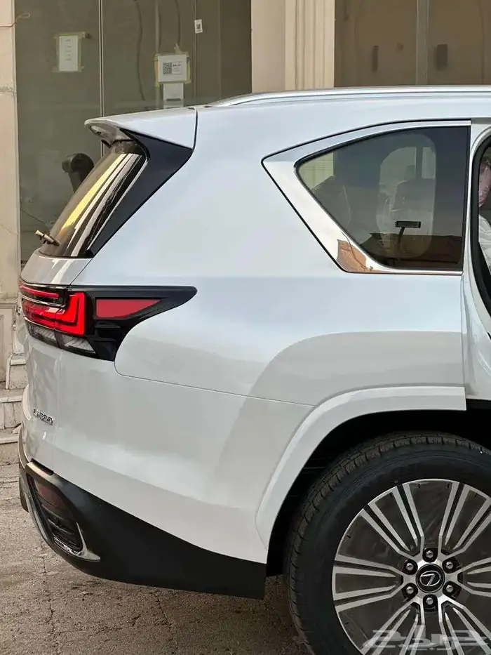 لكزس- LX -600-BB- بنزين -2025- بطاقه جمركيه -دخلى جملى 6