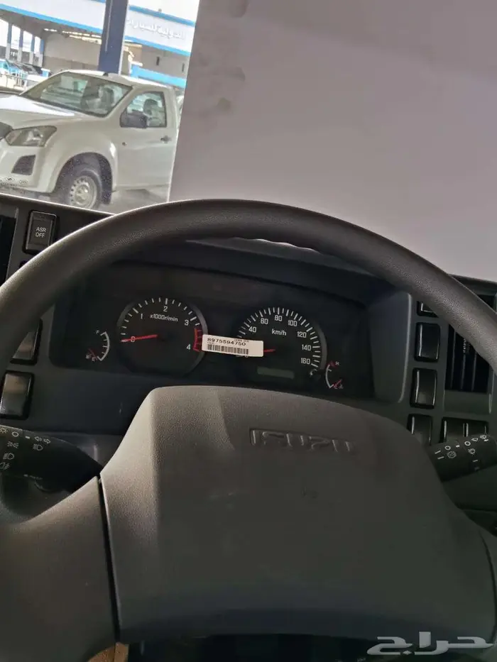 ايسوزو دينا 4 طن شاص 4.95 م موديل 2025 6