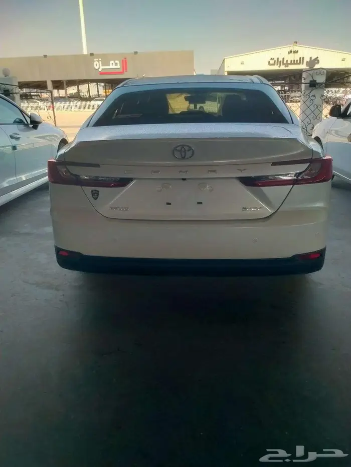 تويوتا كامري E-PLUS هايبرد 2025 2