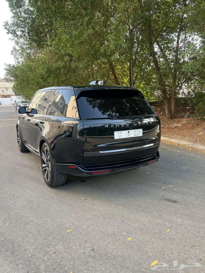 رنج روفر 2023 V8 12