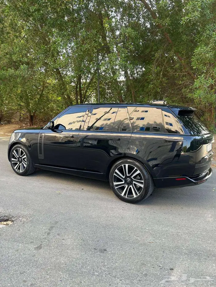 رنج روفر 2023 V8 11