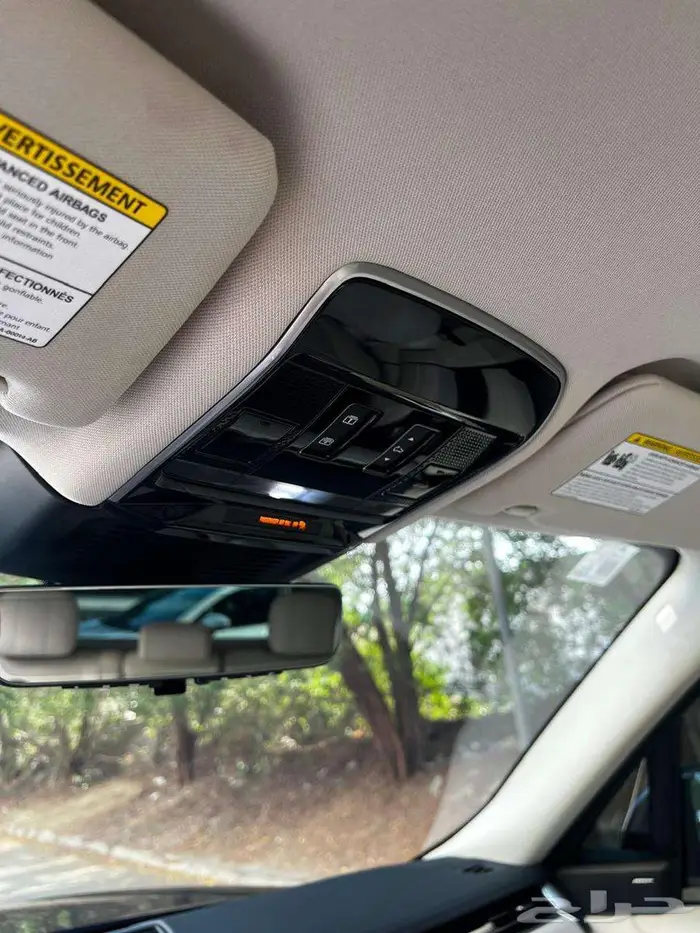 رنج روفر 2023 V8 21