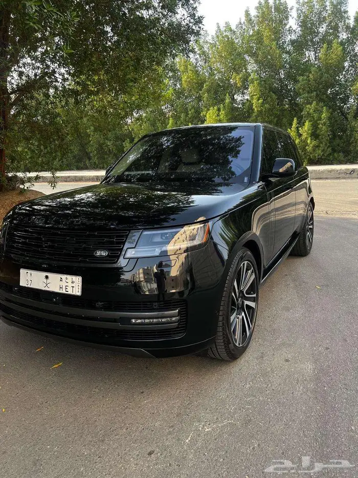 رنج روفر 2023 V8 18