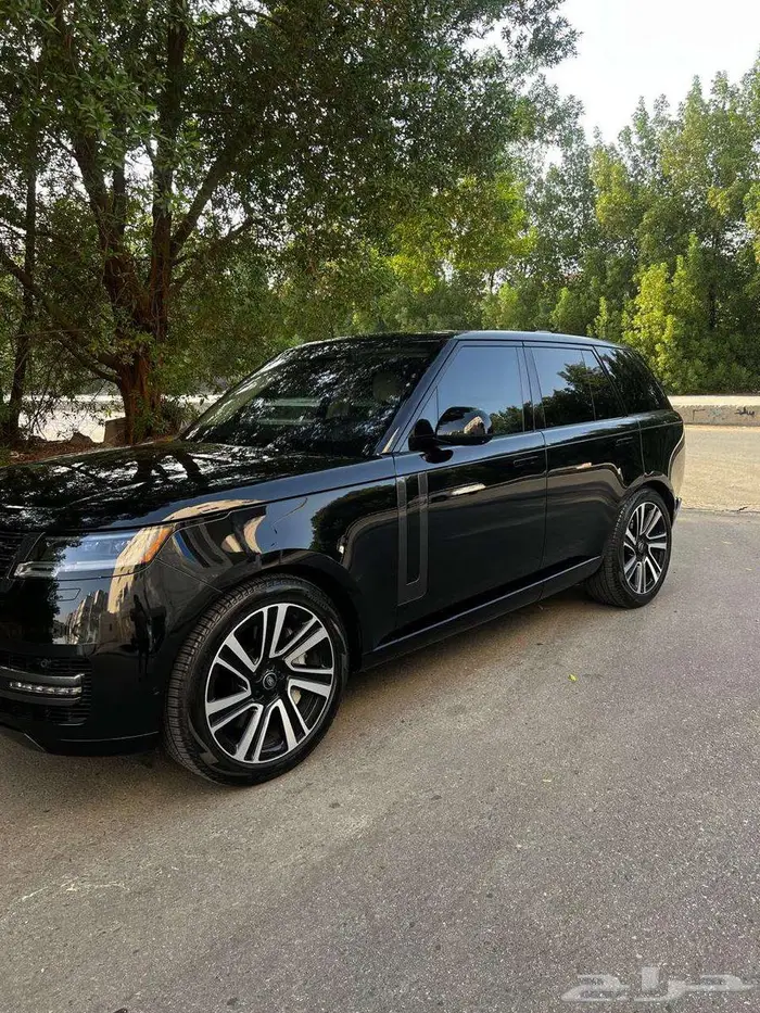 رنج روفر 2023 V8 27
