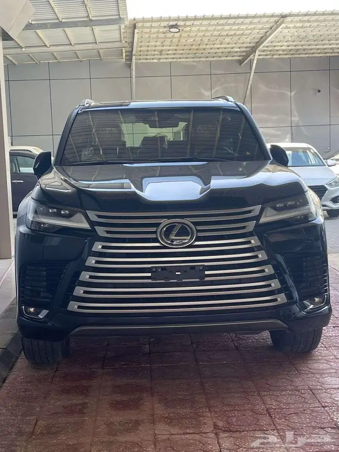 لكزس LX600 موديل20225 خليجي BB 8