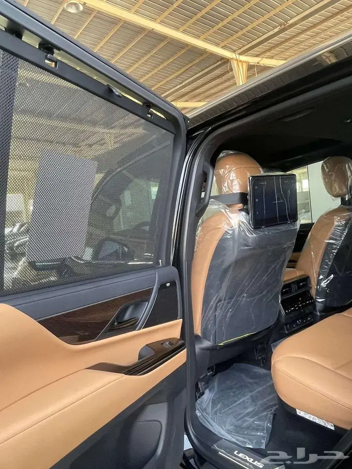 لكزس LX600 موديل20225 خليجي BB 76