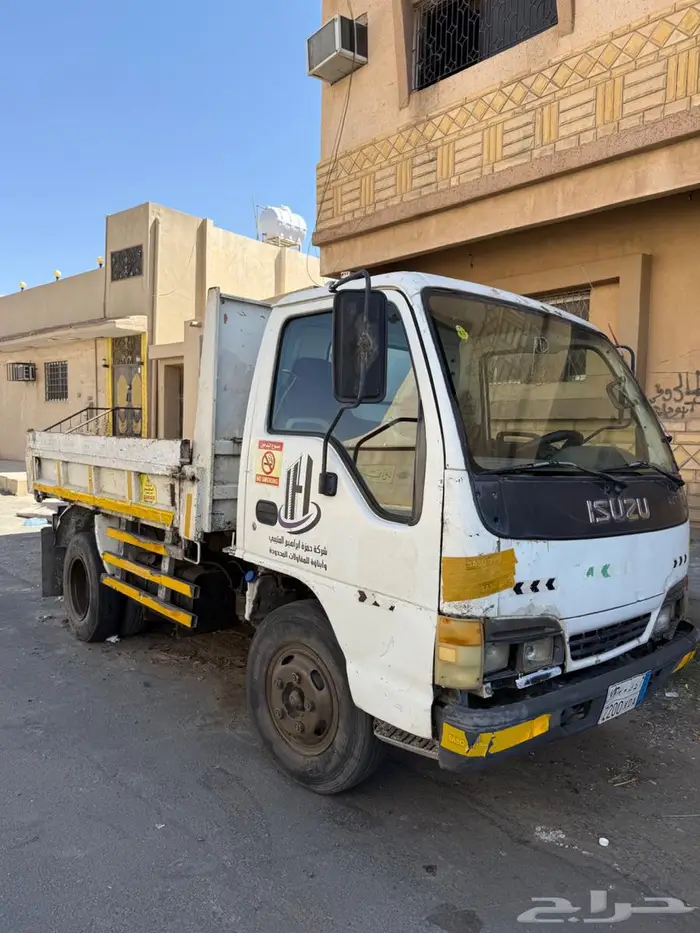 للبيع قلاب ايسوزو 2003 1