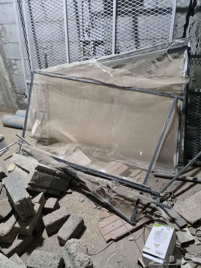 خردة سكراب حديد و شبك بقلاوة وسلم بلك 11