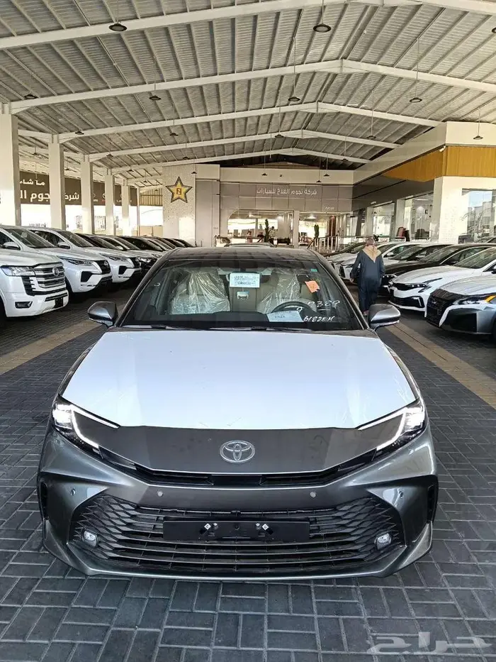 تويوتا كامري LE هايبرد م 2025 - سعودي 1