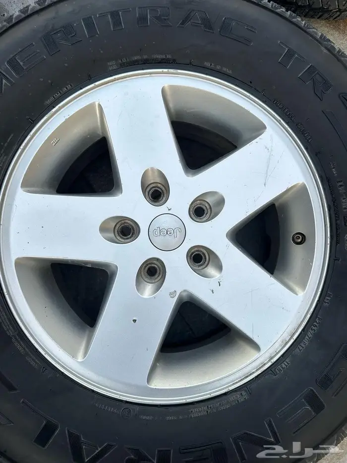 5 جنوط jeep رانجلر 2013 اصلي وكاله 2