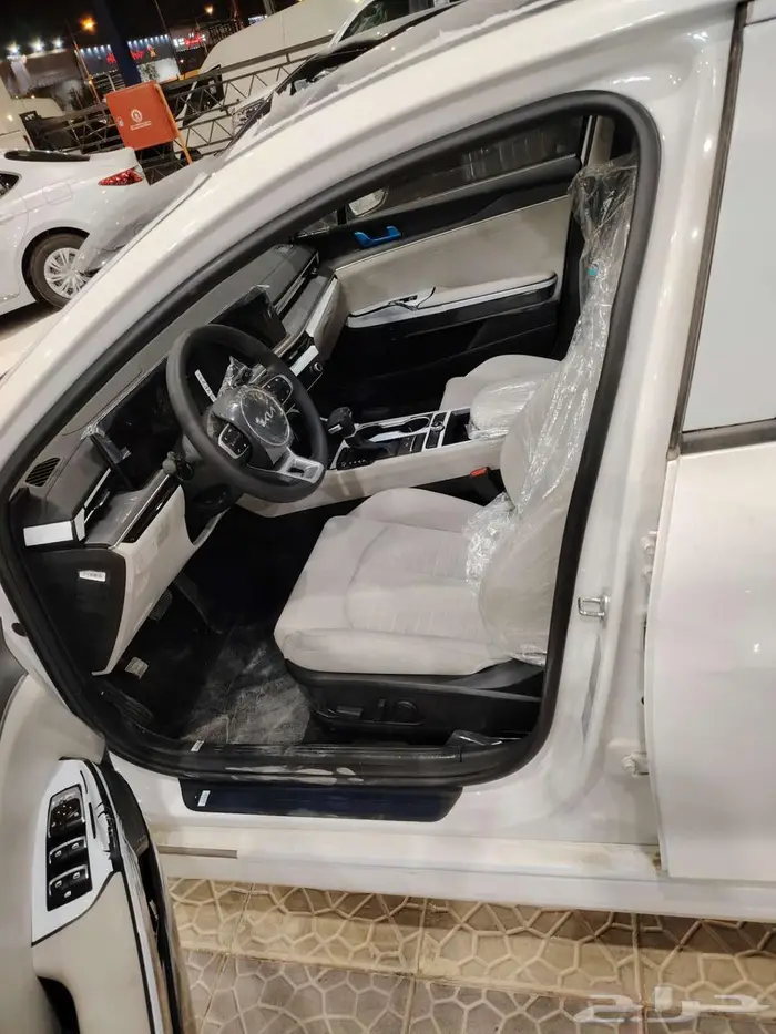 كيا K5 ستاندر مطور بصمة بانوراما لون ابيض2025 سعودي 9