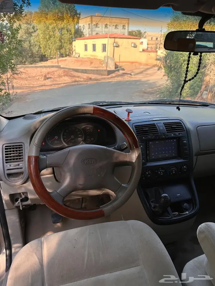 كيا كرنفال 2005 7