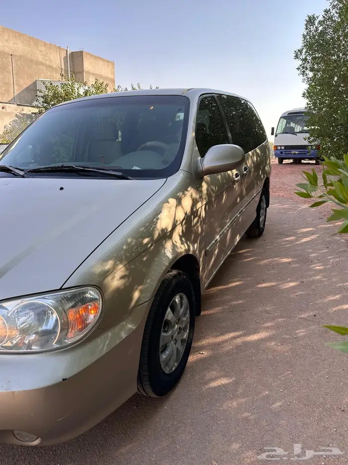 كيا كرنفال 2005 0