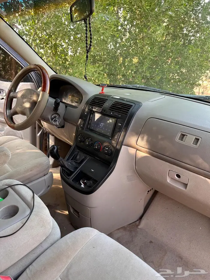 كيا كرنفال 2005 13