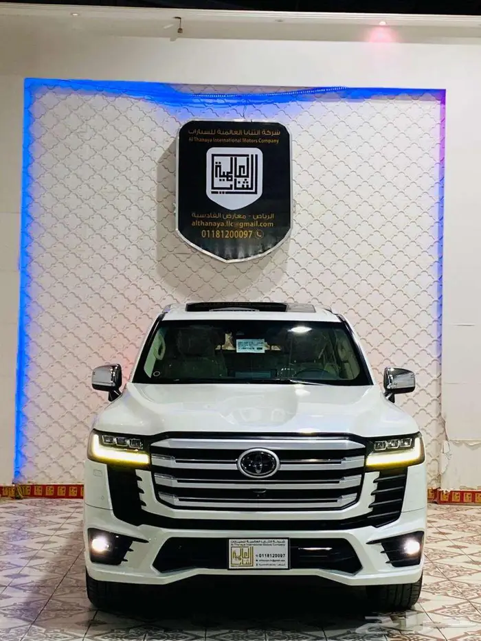 لاندكروزر VXR فل كامل موديل 2022 2