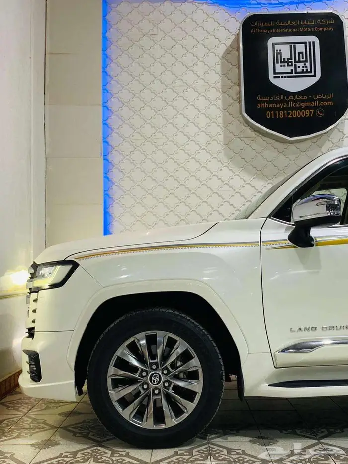 لاندكروزر VXR فل كامل موديل 2022 8