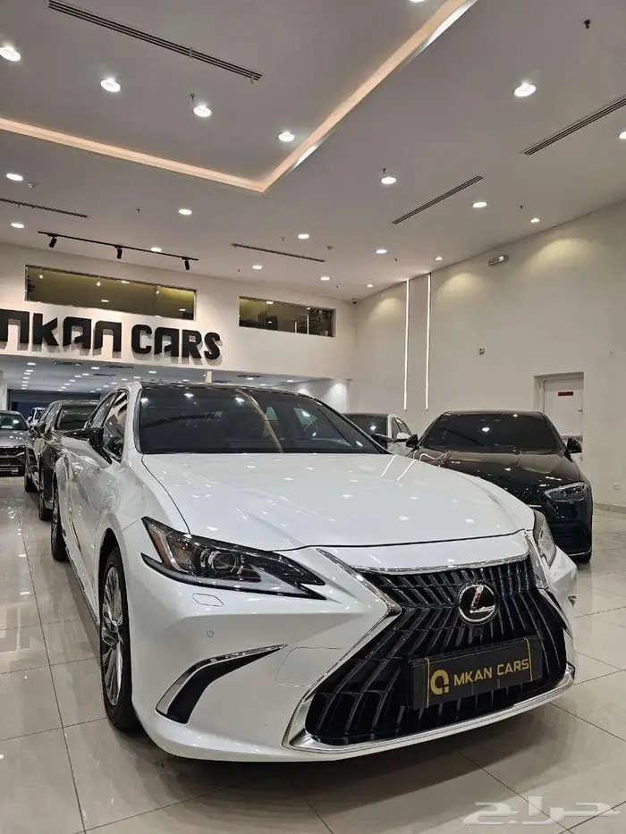 لكزس ES350 سعودى 2024 3