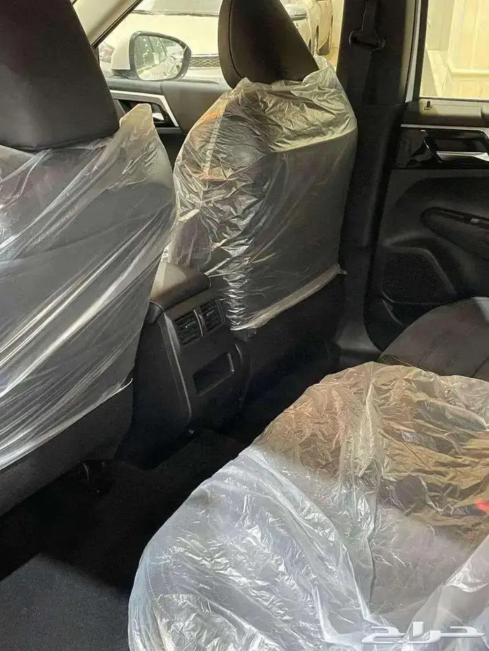 ميتسوبيشي - اوت لاندر - 2025 - متوفر فئات 4