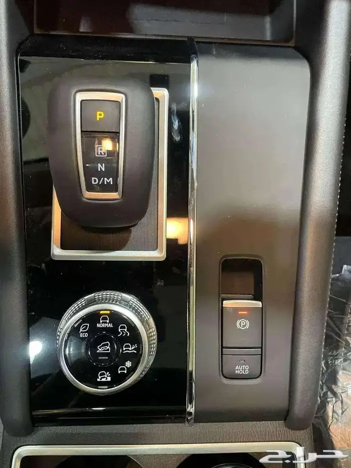 ميتسوبيشي - اوت لاندر - 2025 - متوفر فئات 8