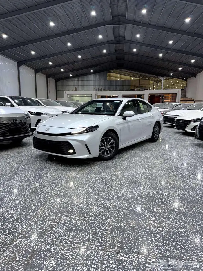 كامري استاندر E بنزين موديل 2025 السعر 115000 1