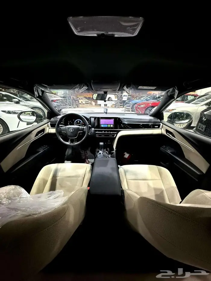 كامري استاندر E بنزين موديل 2025 السعر 115000 4