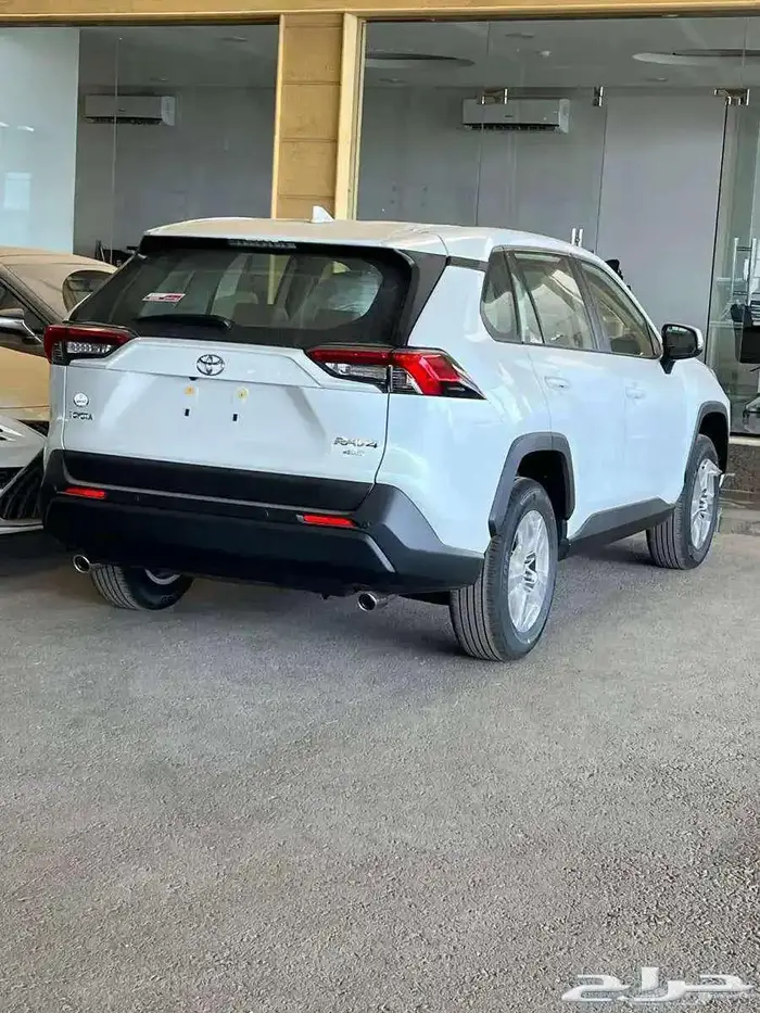 تويوتا راف فور ستاندر بدون دبل موديل 2025 3