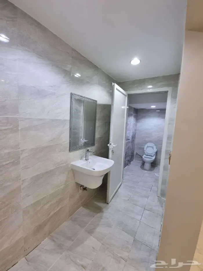 فرصة محدودة لامتلاك فيلا فاخرة في حي الورود جيزان 1