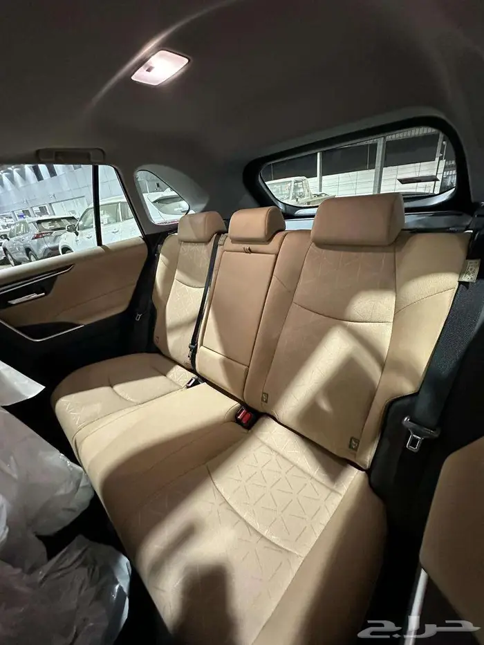 تويوتا راف فور XLE موديل 2025 6