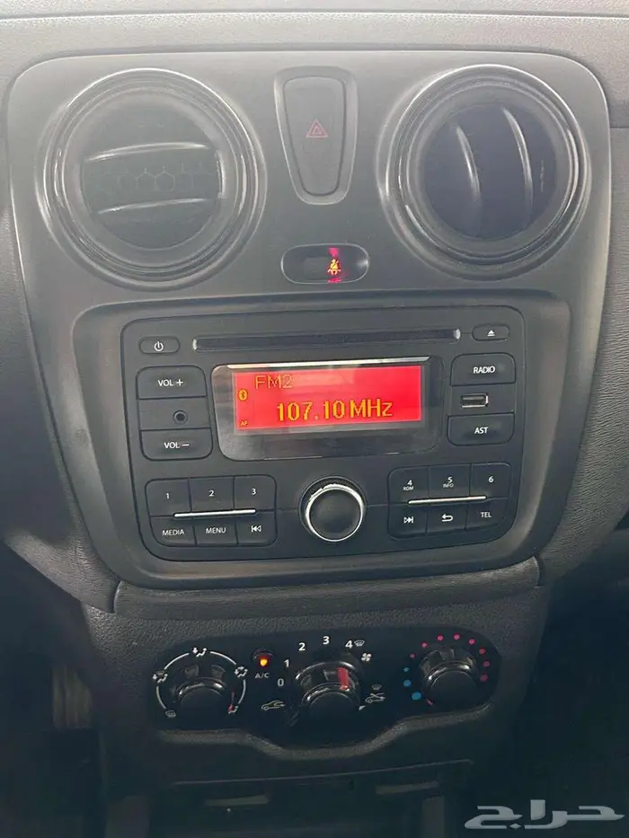 رينو دوكر فان بنزين 2020 5