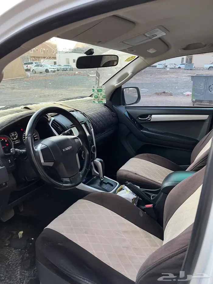 ايسوزو ديماكس 2020 مكينه كبيره 5