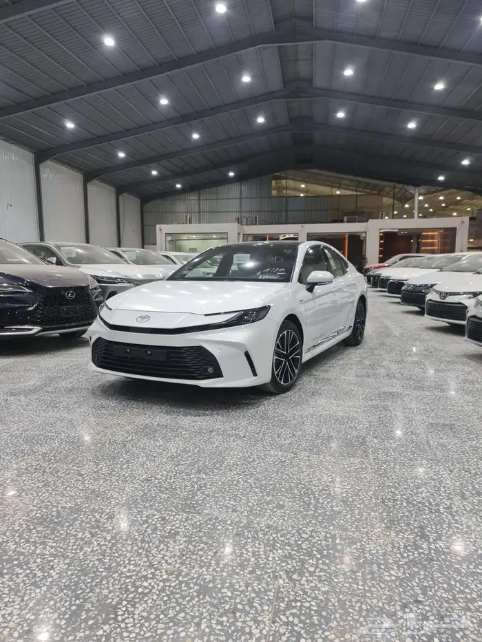 كامري LE هايبرد موديل 2025 بانوراما السعر 123050 1