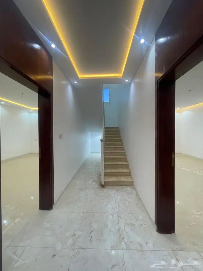 فيلا عظم للبيع وشقق تمليك بالنظيم وفلل بالاحياء الجنوبية 0