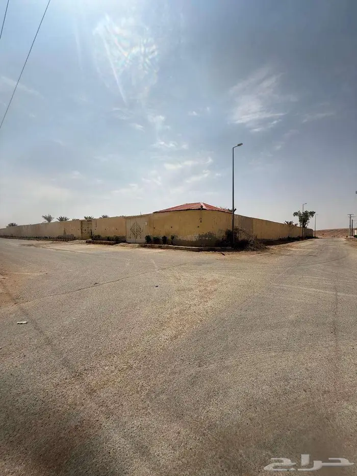 مزرعة للبيع في المزاحمية 0