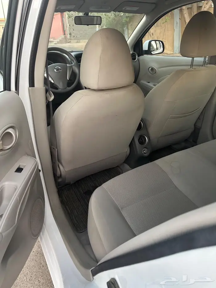 للبيع نيسان صني 2023 نظيفه جدا 6