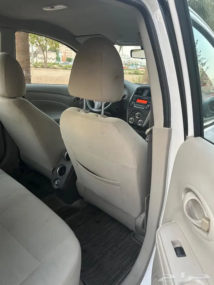 للبيع نيسان صني 2023 نظيفه جدا 7