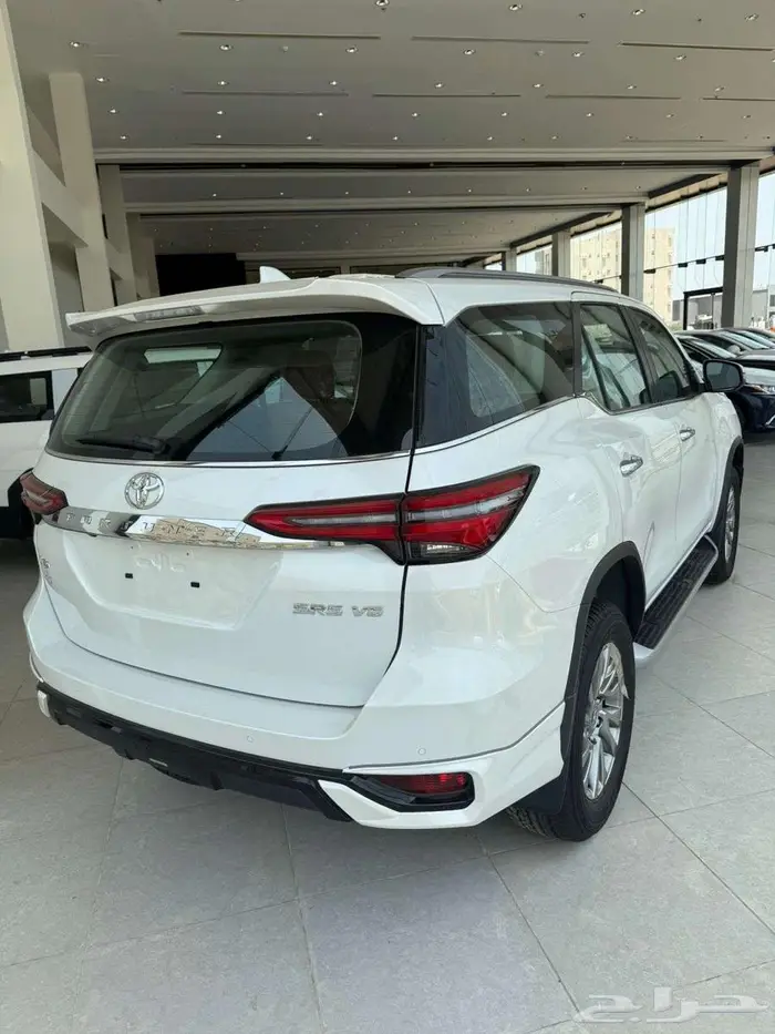 تويوتا فورتشنر م 2025 VX3 بنزين 6 سلندر دبل - سعودي 2