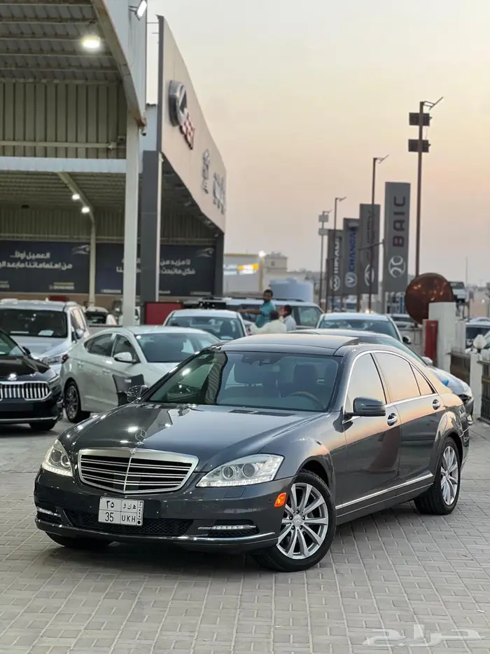 مرسيدس S550 فل 2010 1