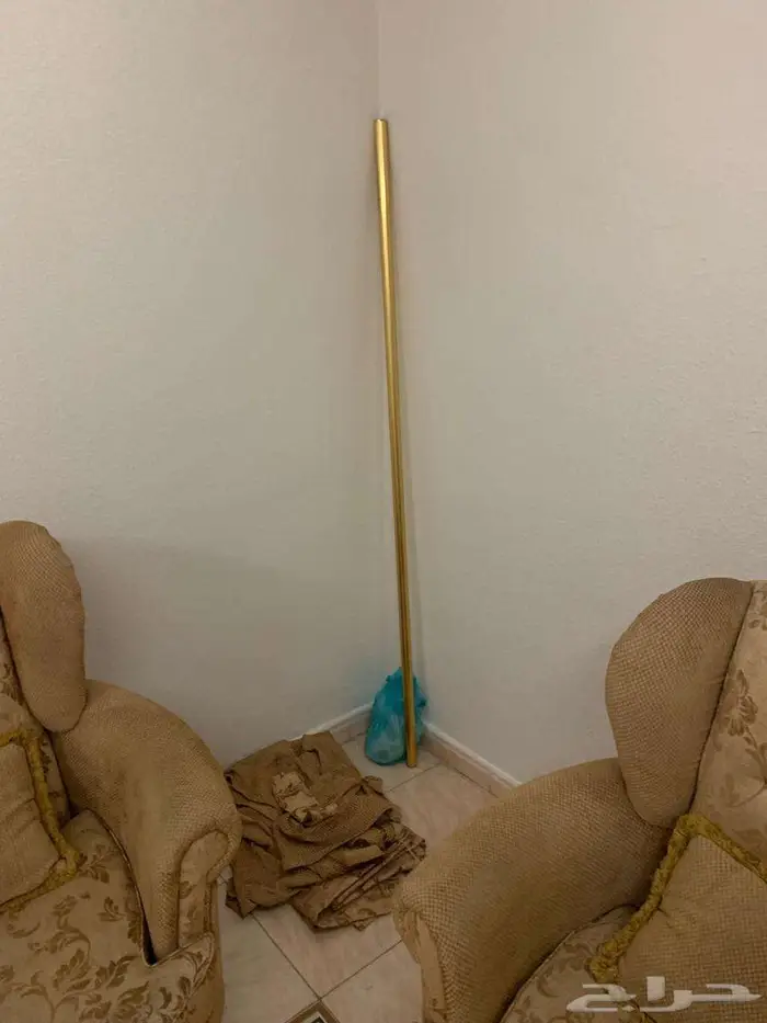 للبيع طقم كنب كلاسيكي تفصيل ثمانية أشخاص. 2