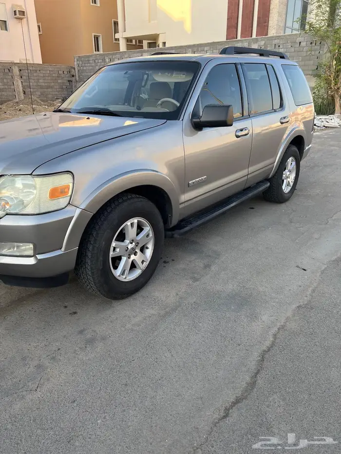 فورد اكسبلورر 2008 بحالة جيدة 0