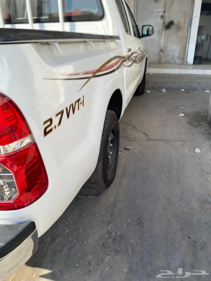 هايلوكس موديل 2015 خليجي للبدل اول للبيع 1