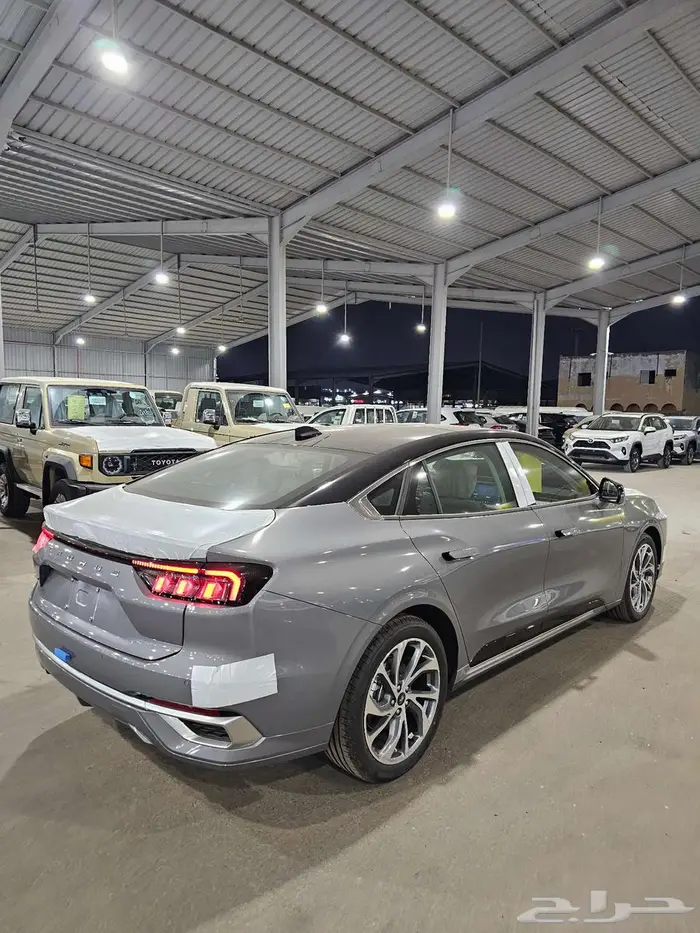 فورد تورس 2026 فل كامل تيتانيوم بنزين كاش - أقساط 6
