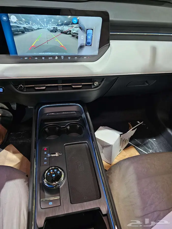 فورد تورس 2026 فل كامل تيتانيوم بنزين كاش - أقساط 9