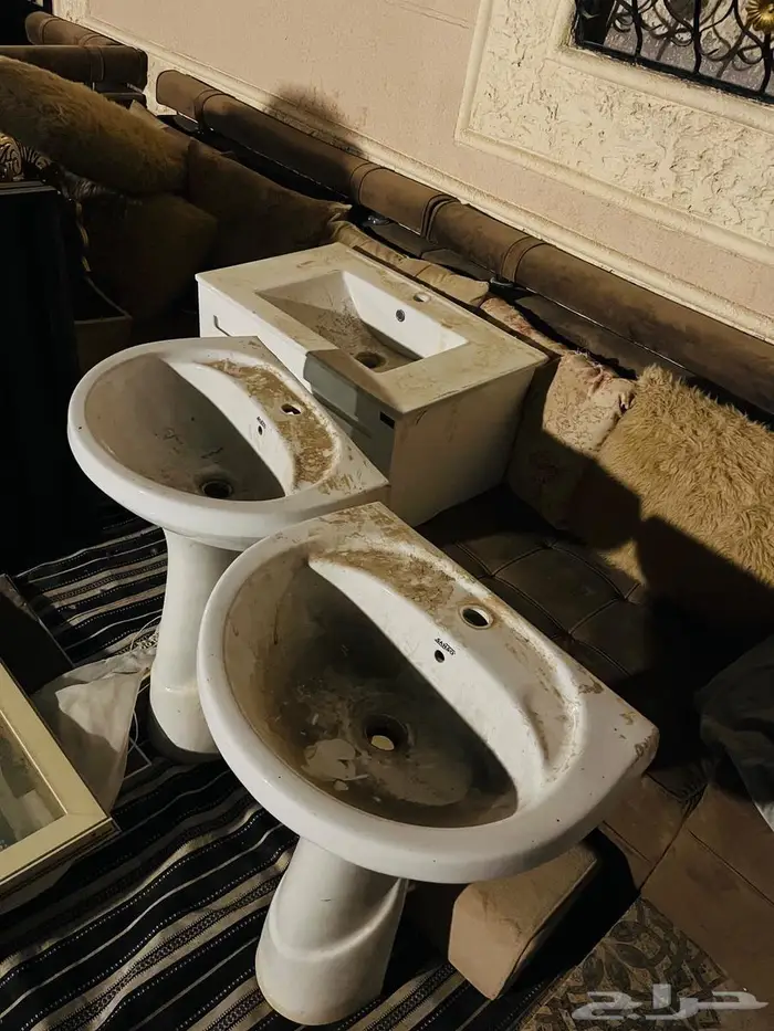 3مغاسل وحده ديكور خشب مع المرايه و2 مغاسل بعمود 4