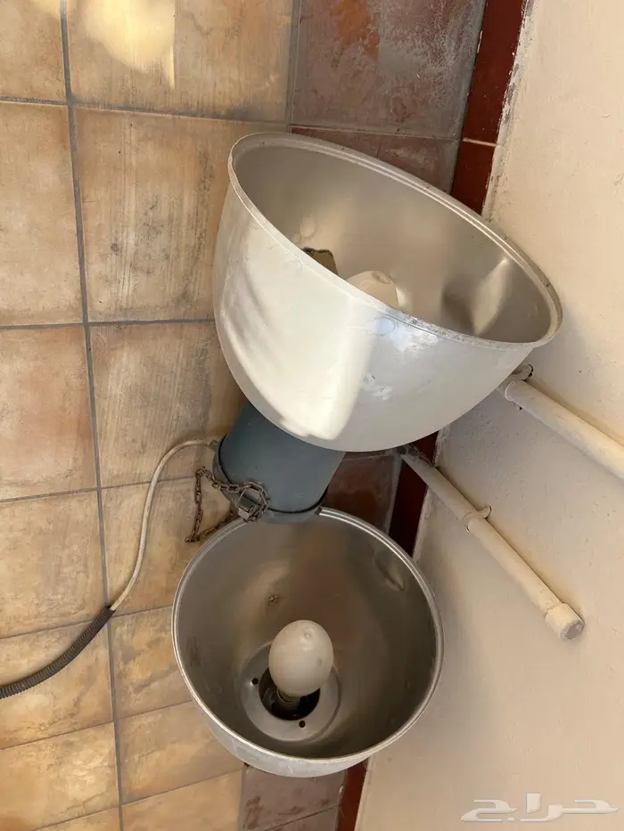 كشافات كبار للبيع لأعلى سوم لأهل المصانع و الورش والمستودعات 1