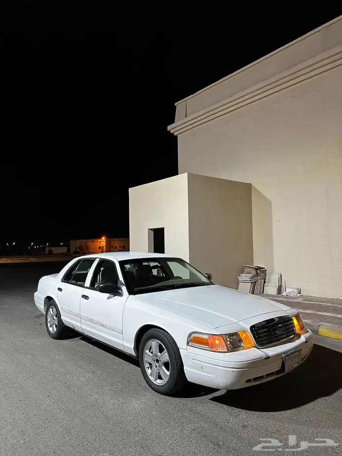 فورد فكتوريا 2011 بوليسي 0